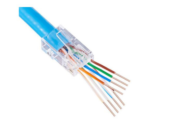 EZ-RJ45 UTP Cat5e áthaladó csatlakozó