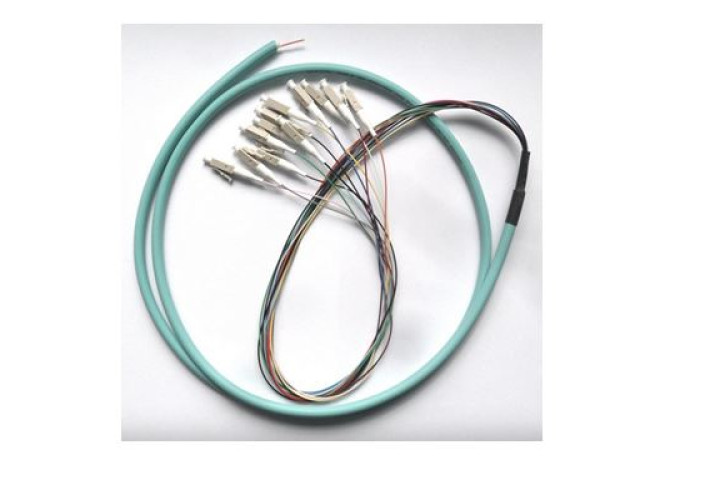 Optikai pigtail szál szett LC/UPC OM3, 1,5m, 12db